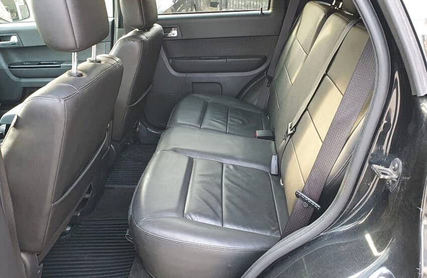 Форд Эскейп заднее сиденье миниатюра