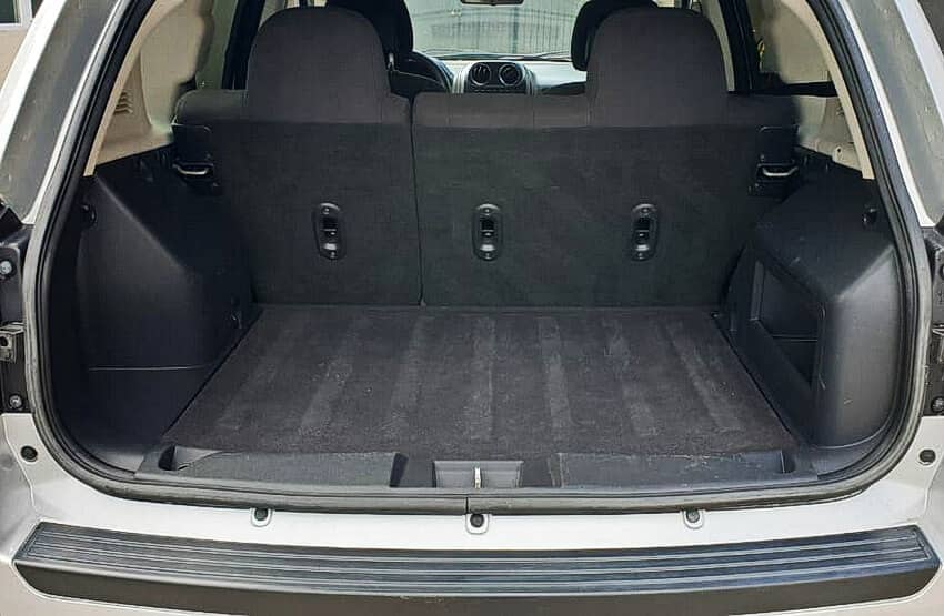Rent suv in bilisi jeep compass